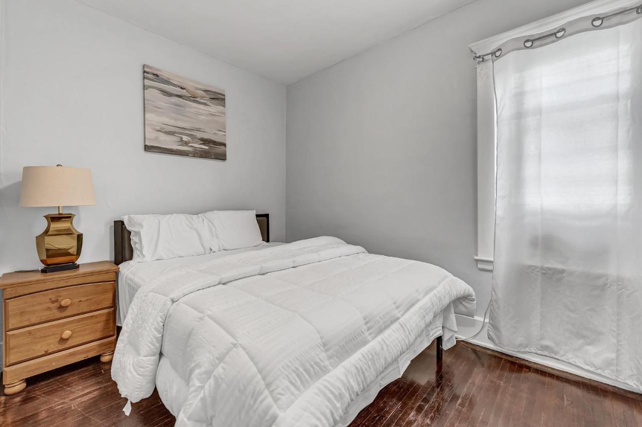 Renovated Main Floor Large 3 Bed House Vila Buffalo Exterior foto